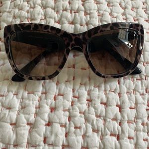 EUC Marc Jacobs sunglasses